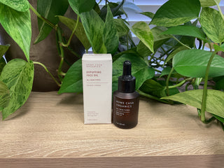 Depuffing face oil