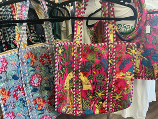 Tote bag