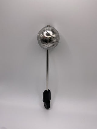 Twisting Tea Ball