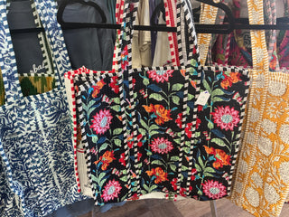 Tote bag