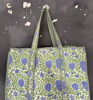 Beautiful Floral Design Bag Shoulder Bag Quilted Cotton Bags